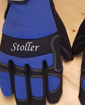 Bestickte Schürze mit Namen